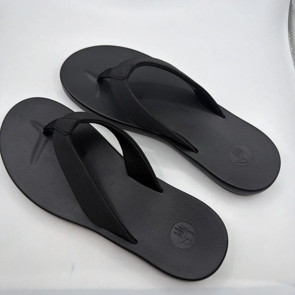 Body Glove Women's Flip Flops Black Size‎ 8. New